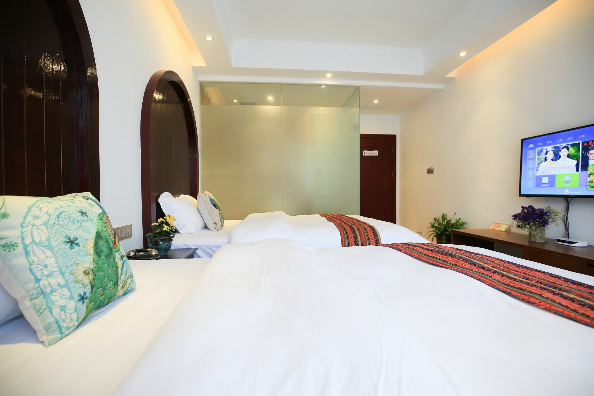 The Time On The Cloud Theme Inn Улинъюань Экстерьер фото